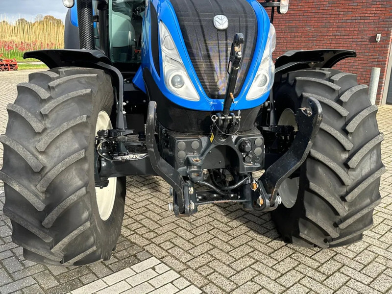 New Holland T5.140 Autocommand - Traktor: das Bild 5 New Holland T5.140 Autocommand - Traktor: das Bild 5
