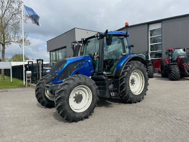 Valtra N134 Versu Smart Touch, GPS - Traktor: das Bild 4 Valtra N134 Versu Smart Touch, GPS - Traktor: das Bild 4