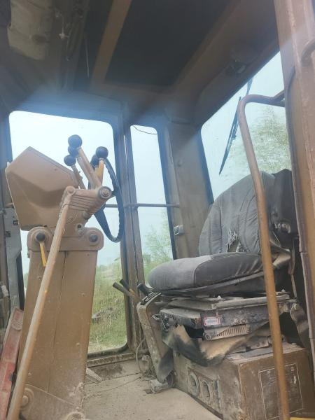 Grader Caterpillar 140G: das Bild 15