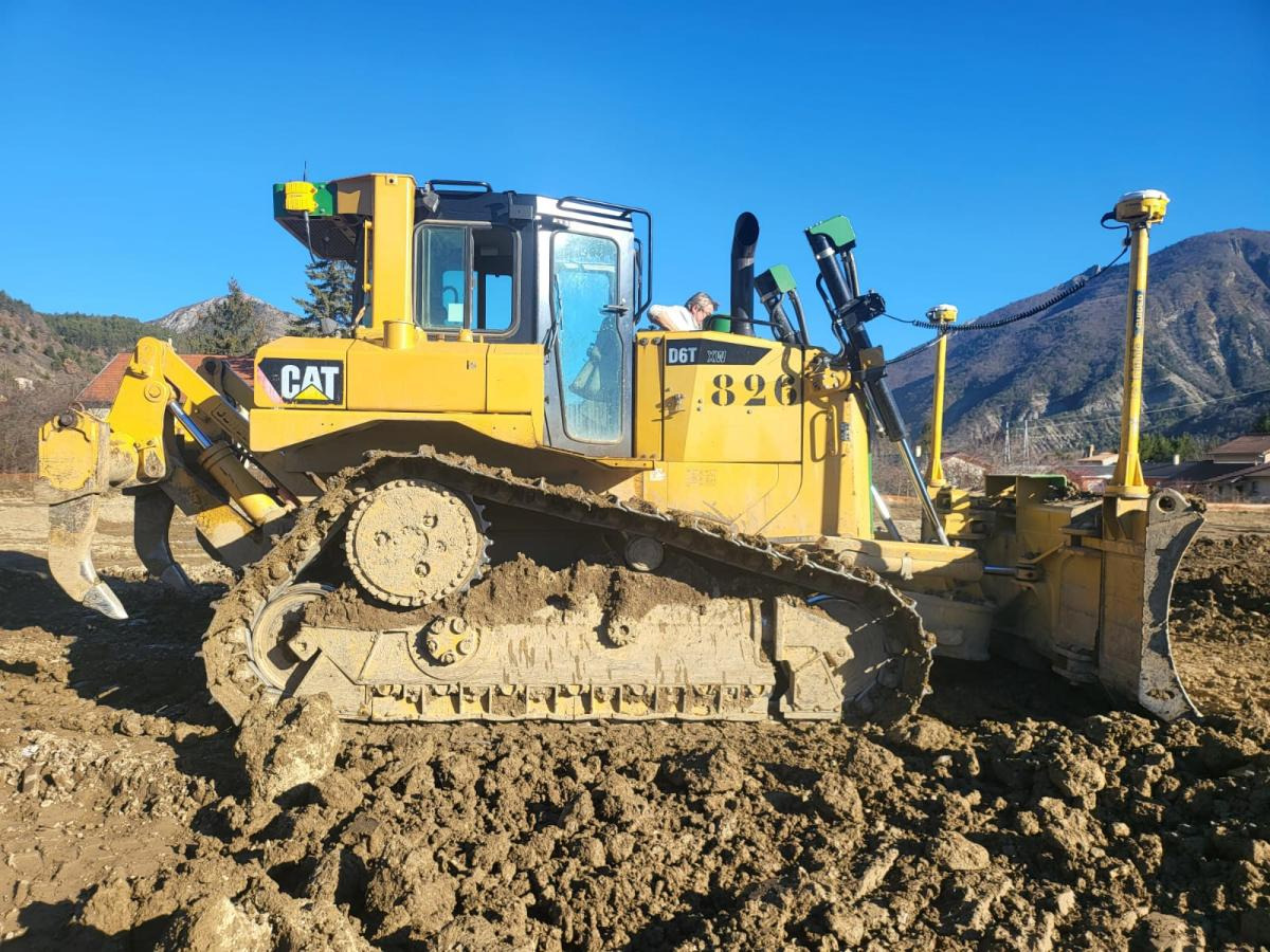 Caterpillar D6T - Bulldozer: das Bild 2 Caterpillar D6T - Bulldozer: das Bild 2