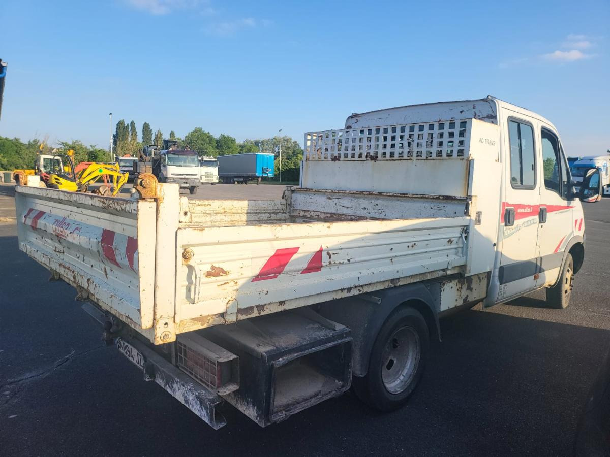 Iveco 35C12 - Kipper Transporter: das Bild 5 Iveco 35C12 - Kipper Transporter: das Bild 5