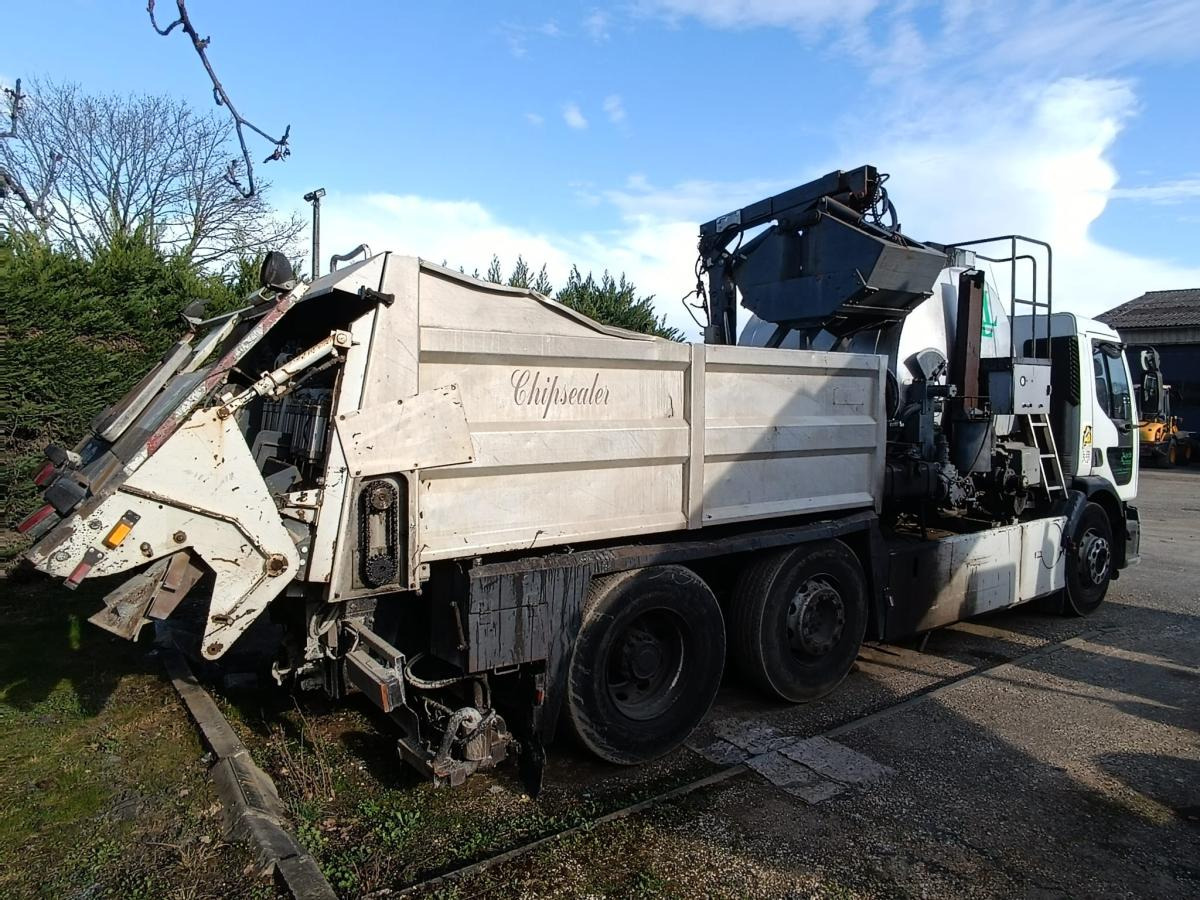 Renault - Bitumenspritzmaschine: das Bild 5 Renault - Bitumenspritzmaschine: das Bild 5