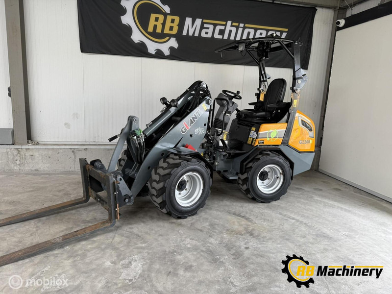 Radlader Giant G2200E: das Bild 16