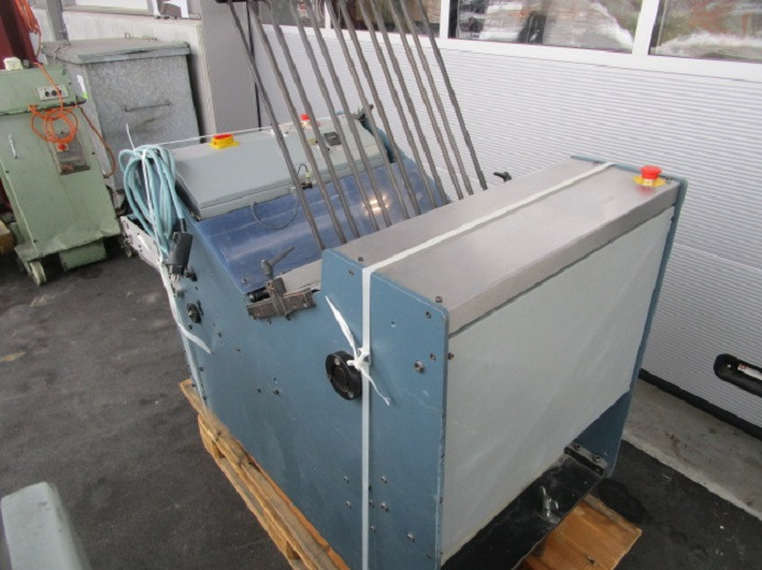 AUSLAGE MIT PRESSSTATION LEGA 55 - Druckmaschine: das Bild 4 AUSLAGE MIT PRESSSTATION LEGA 55 - Druckmaschine: das Bild 4