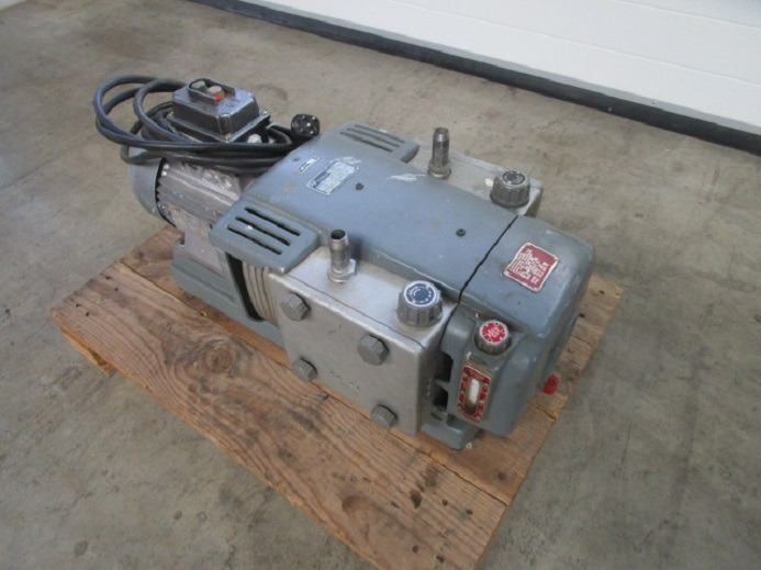 KOMPRESSOR RIETSCHLE CL40 DV - Ersatzteile für Druckmaschine: das Bild 2 KOMPRESSOR RIETSCHLE CL40 DV - Ersatzteile für Druckmaschine: das Bild 2