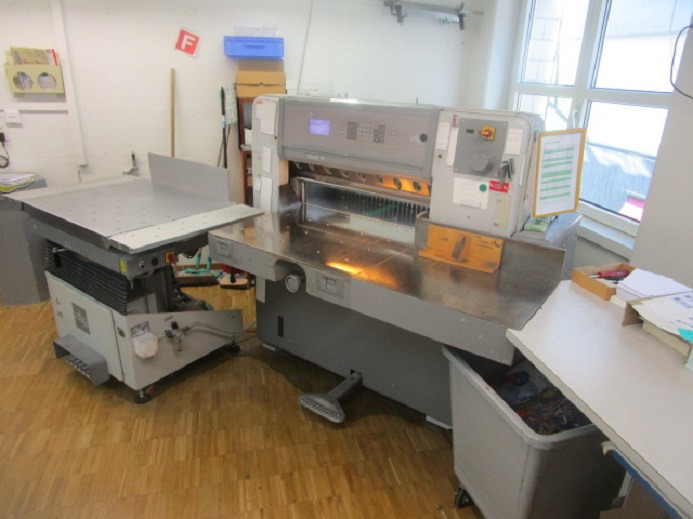 POLAR 78 ES - Papierschneidemaschine: das Bild 1 POLAR 78 ES - Papierschneidemaschine: das Bild 1