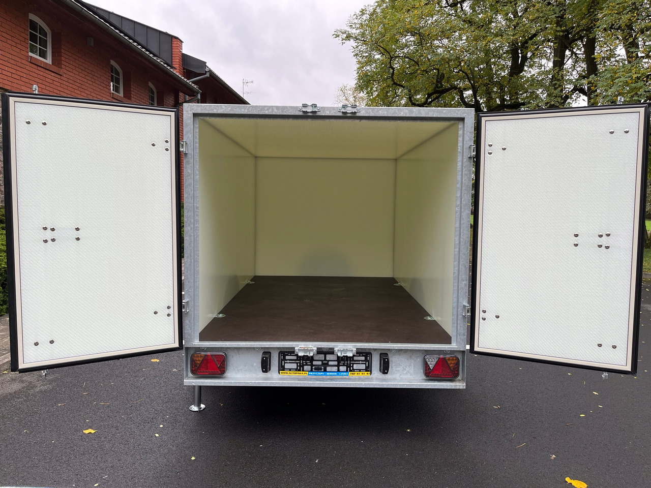 Koffer Anhänger neu kaufen PRZYCZEPA KONTENER CARGO BOX 2,6 x 1,5 ZABUDOWANA / CARGO CONTAINER TRAILER BOX 2.6 x 1.5 ENCLOSED: das Bild 9