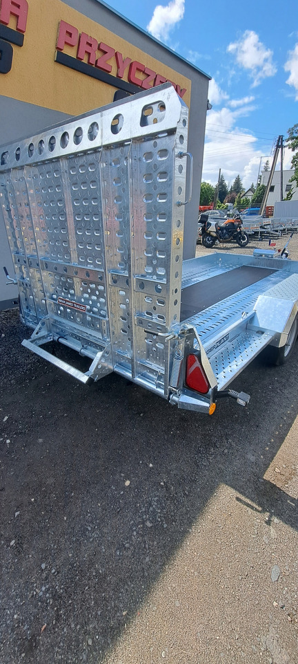 PRZYCZEPA Z RAMPĄ POD KOPARKĘ DO MINIKOPARKI 3500 / TRAILER WITH RAMPS FOR EXCAVATOR MINI EXCAVATOR 3500 - Baumaschinenanhänger: das Bild 4 PRZYCZEPA Z RAMPĄ POD KOPARKĘ DO MINIKOPARKI 3500 / TRAILER WITH RAMPS FOR EXCAVATOR MINI EXCAVATOR 3500 - Baumaschinenanhänger: das Bild 4