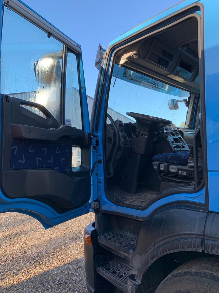 Iveco VacuDrain 1373 - Saug-/ Spülfahrzeug: das Bild 3 Iveco VacuDrain 1373 - Saug-/ Spülfahrzeug: das Bild 3