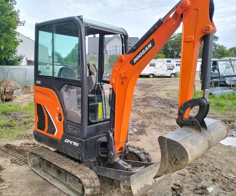 Doosan DX19 - Kettenbagger: das Bild 2 Doosan DX19 - Kettenbagger: das Bild 2