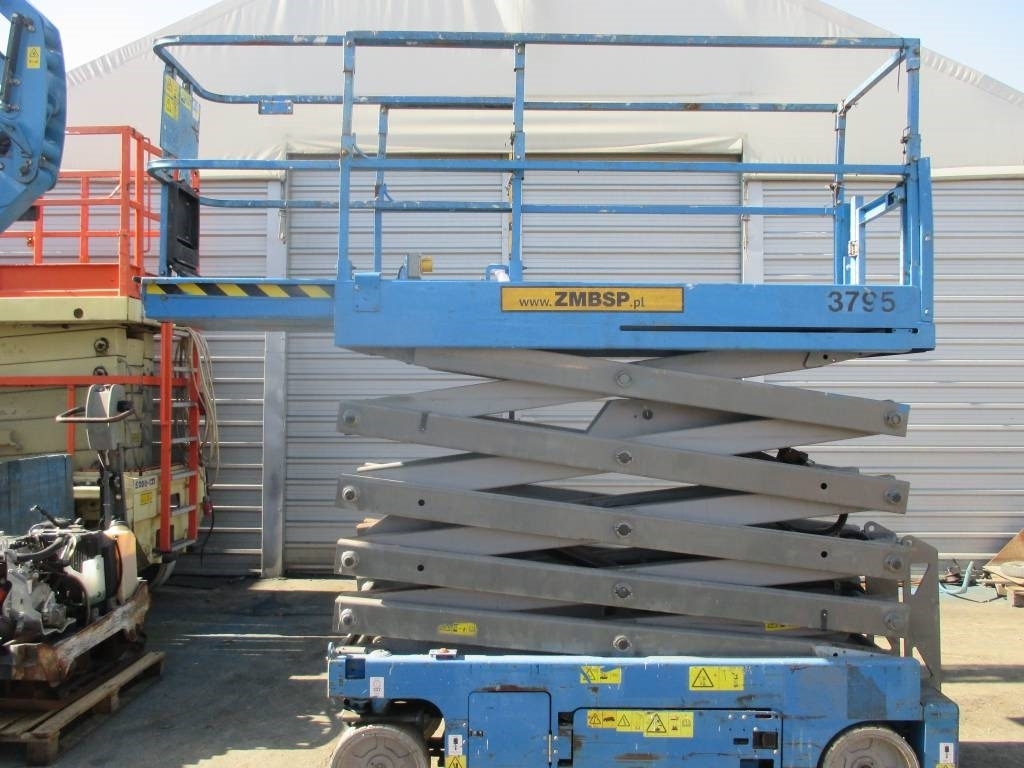 Genie GS 3232 - Scherenbühne: das Bild 1 Genie GS 3232 - Scherenbühne: das Bild 1
