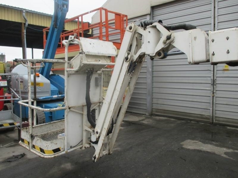 Genie Z 30 - Gelenkarmbühne: das Bild 3 Genie Z 30 - Gelenkarmbühne: das Bild 3