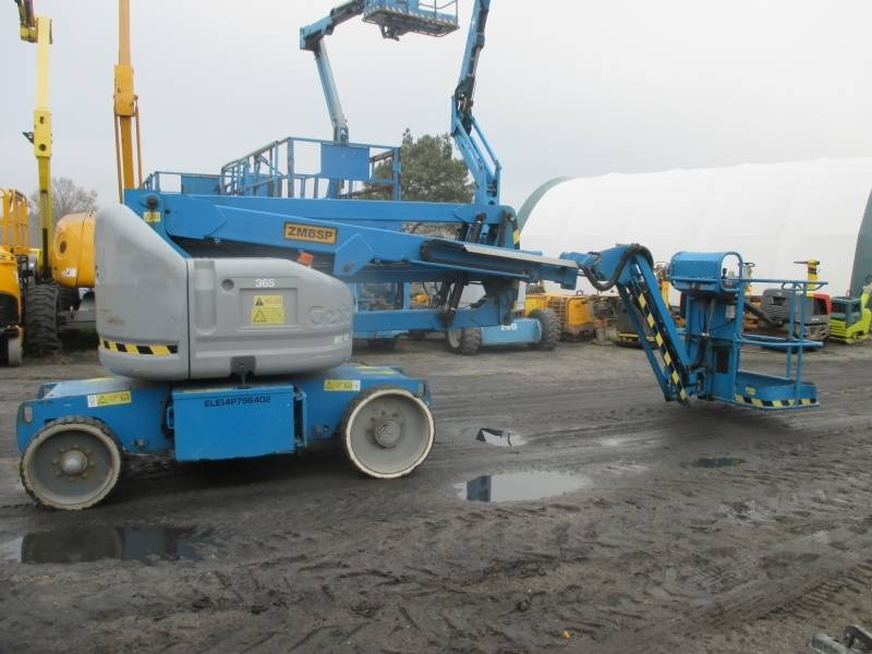 Genie Z 40/23 N - Gelenkarmbühne: das Bild 1 Genie Z 40/23 N - Gelenkarmbühne: das Bild 1