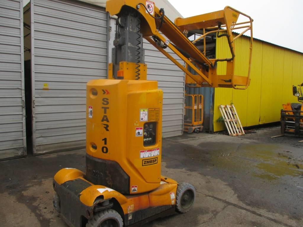 Haulotte Star 10 - Teleskopmastbühne: das Bild 2 Haulotte Star 10 - Teleskopmastbühne: das Bild 2