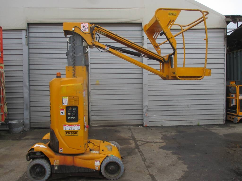 Haulotte Star 10 - Teleskopmastbühne: das Bild 1 Haulotte Star 10 - Teleskopmastbühne: das Bild 1