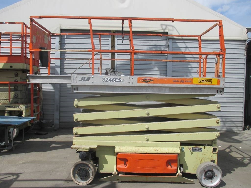 JLG 3246 ES - Scherenbühne: das Bild 1 JLG 3246 ES - Scherenbühne: das Bild 1