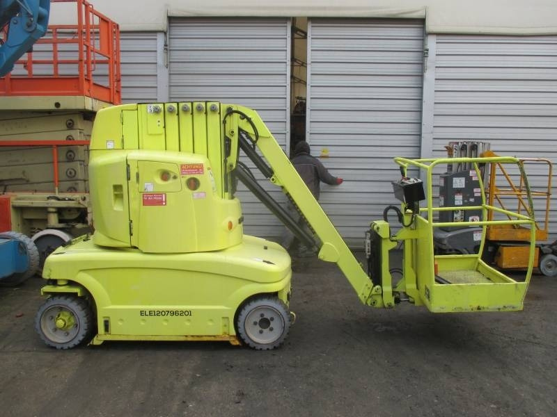 JLG Toucan 1210 - Gelenkarmbühne: das Bild 1 JLG Toucan 1210 - Gelenkarmbühne: das Bild 1