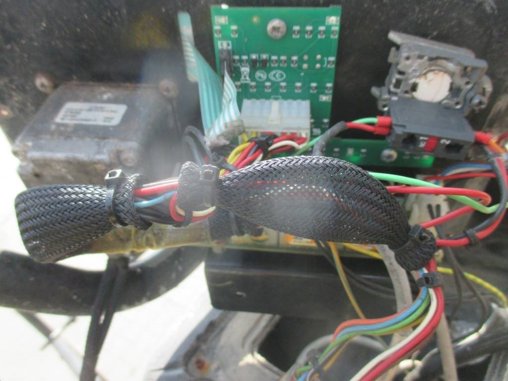 Teleskopmastbühne Manitou 100 VJR: das Bild 12 Teleskopmastbühne Manitou 100 VJR: das Bild 12