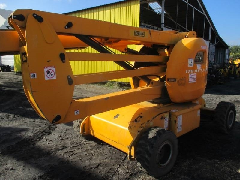 Gelenkarmbühne Manitou 170 AETJ Bi-Energy: das Bild 7