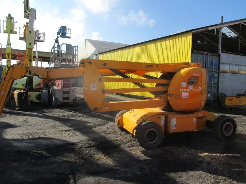 Gelenkarmbühne Manitou 170 AETJ Bi-Energy: das Bild 6