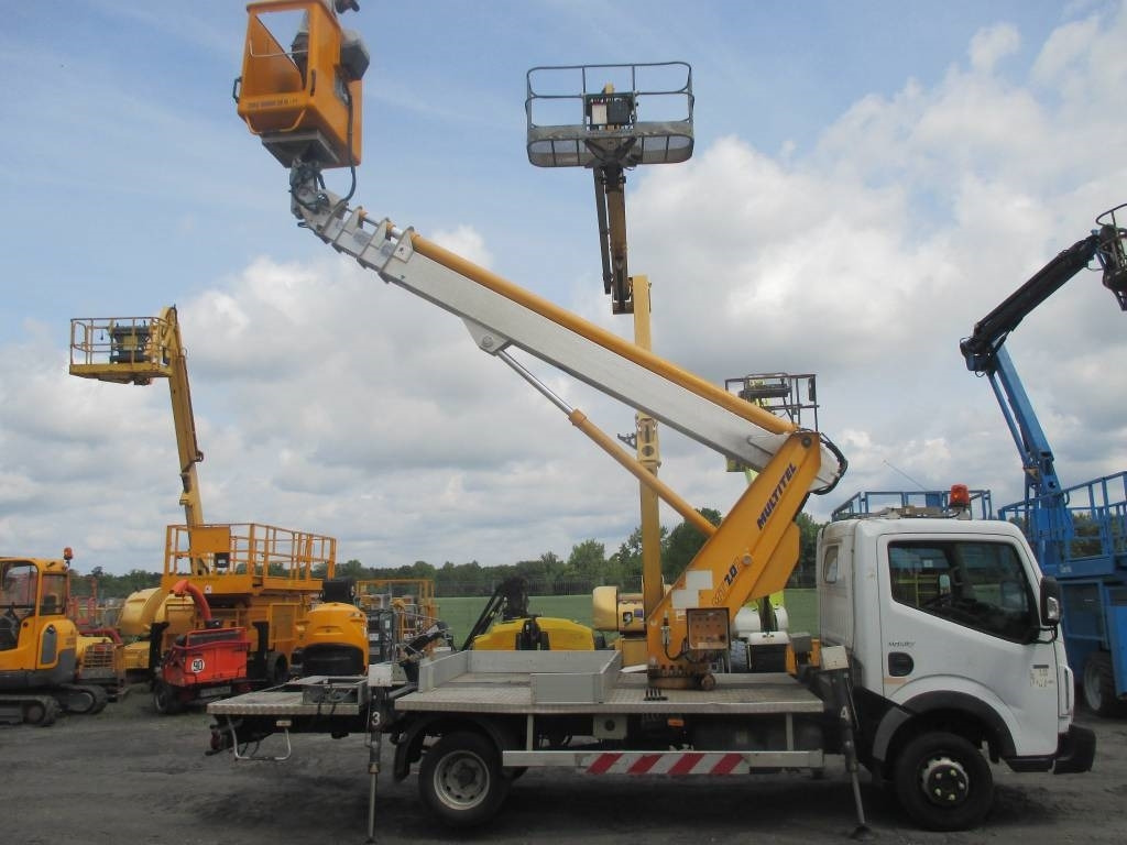 Multitel MT 202 DS - LKW mit Arbeitsbühne: das Bild 1 Multitel MT 202 DS - LKW mit Arbeitsbühne: das Bild 1