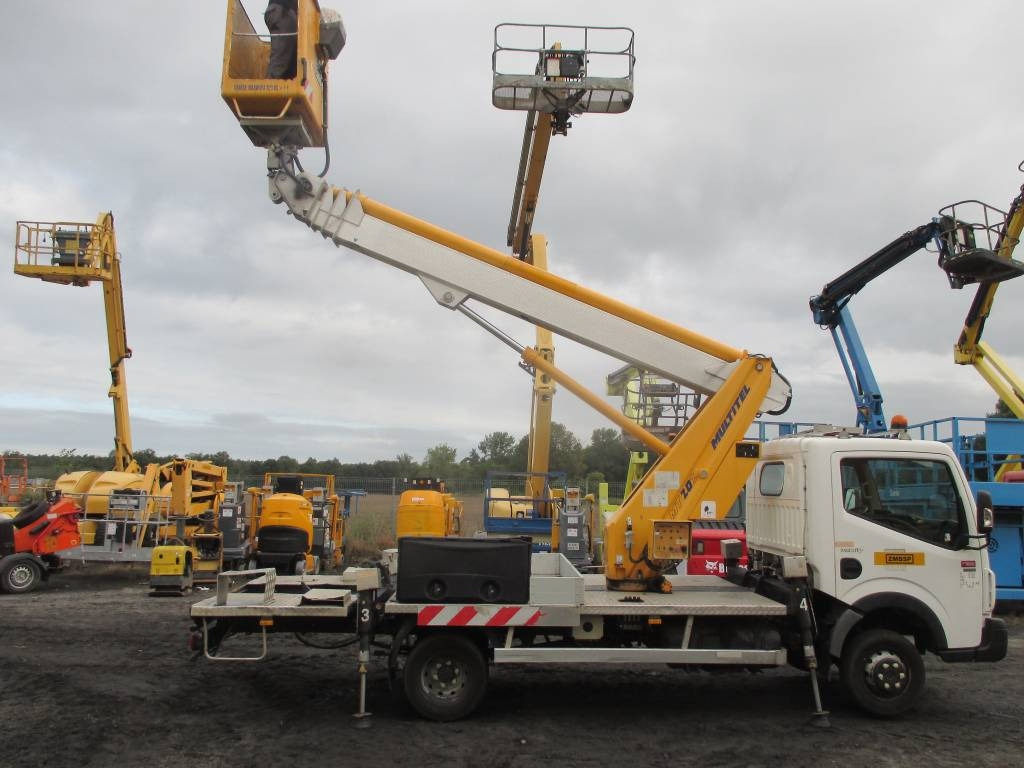 Multitel MT 202 - LKW mit Arbeitsbühne: das Bild 1 Multitel MT 202 - LKW mit Arbeitsbühne: das Bild 1