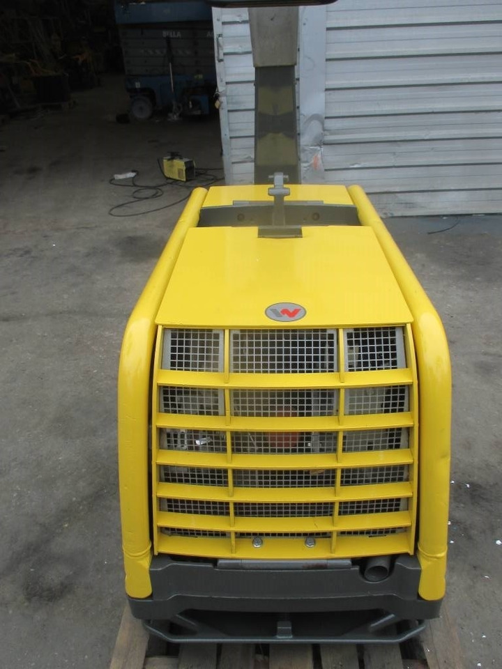 Wacker Neuson DPU80 LEM670 - Walzenzug: das Bild 3 Wacker Neuson DPU80 LEM670 - Walzenzug: das Bild 3
