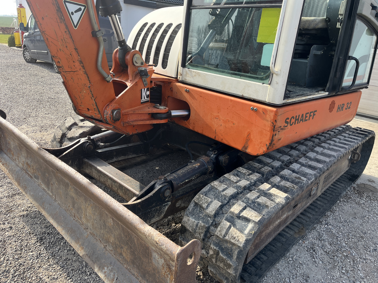 Minibagger SCHAEFF HR 32: das Bild 10