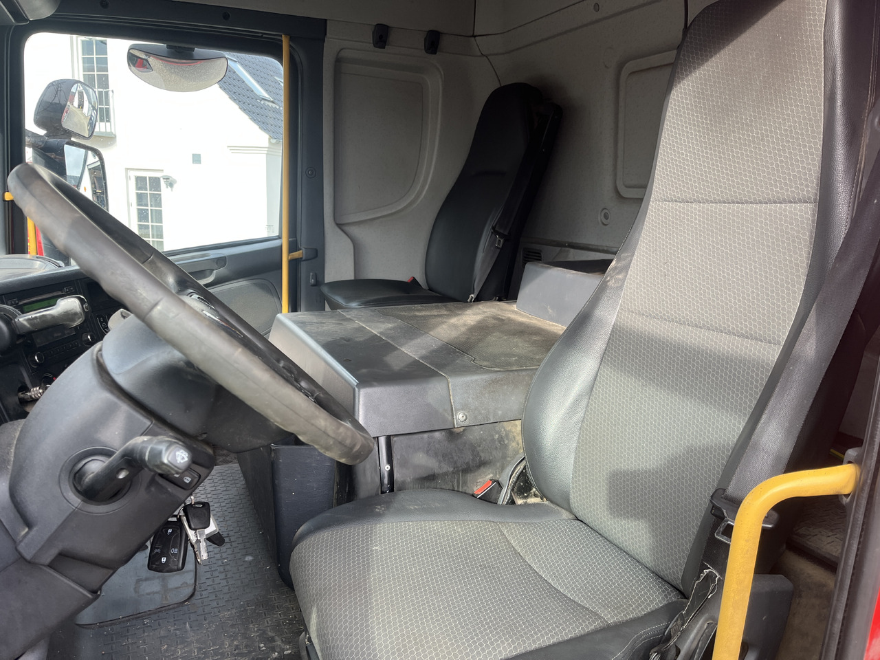 Abrollkipper Scania P320: das Bild 9 Abrollkipper Scania P320: das Bild 9