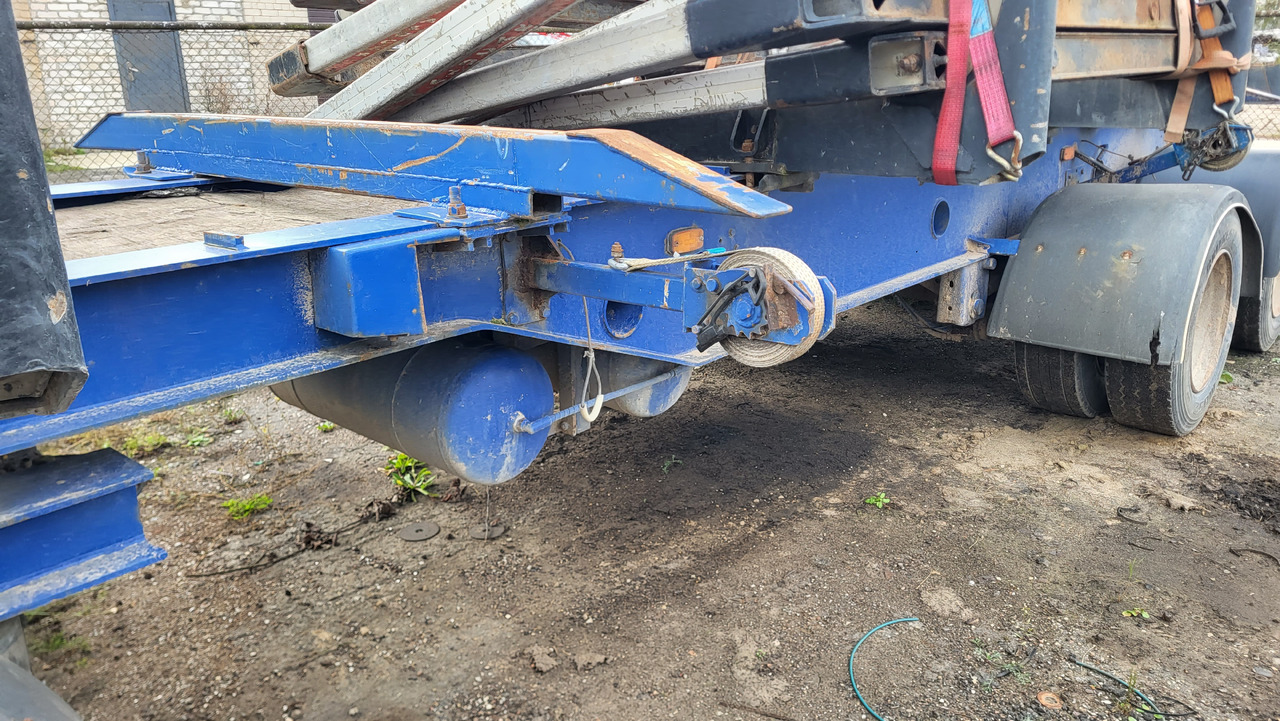 PARATOR SV-18- 19 - Holzanhänger: das Bild 4 PARATOR SV-18- 19 - Holzanhänger: das Bild 4