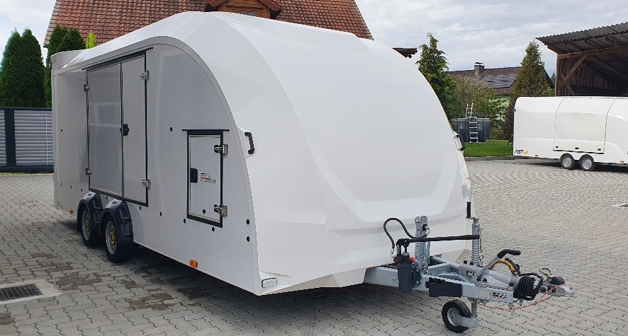 - Autotransporter Anhänger: das Bild 1 - Autotransporter Anhänger: das Bild 1