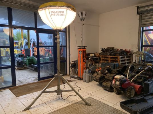 Ballon d’éclairage pour chantier WACKER NEUSON - Baugeräte: das Bild 2 Ballon d’éclairage pour chantier WACKER NEUSON - Baugeräte: das Bild 2
