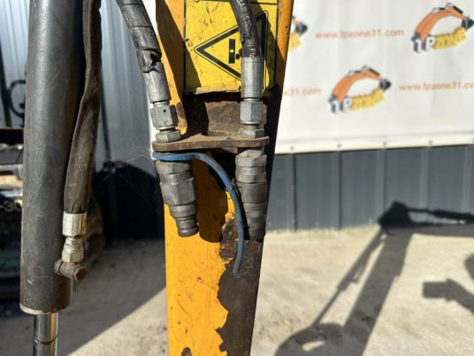 Minibagger Bobcat E08 à 9 900 € HT: das Bild 17