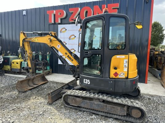 Minibagger Bobcat E35 Cabine à 23900 € HT: das Bild 7