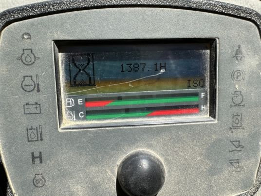 Deltalader Gehl RT210 à 39900 € HT: das Bild 9