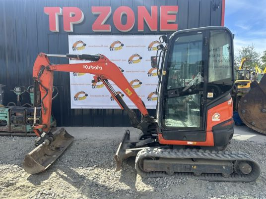 Kubota U27-4 Cabine à 23500€ HT - Minibagger: das Bild 4 Kubota U27-4 Cabine à 23500€ HT - Minibagger: das Bild 4