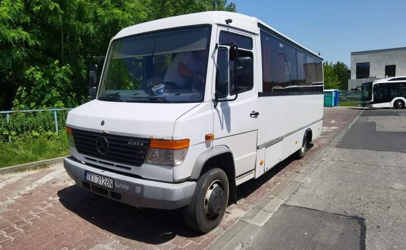 Überlandbus Mercedes-Benz Vario 814D 31+10: das Bild 1