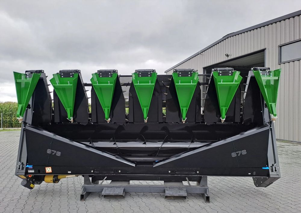 Oros Oros SUN 676 6 rzędowy, Nowe Przystawki do zbioru Słonecznika - Maschine für Sonnenblumenernte: das Bild 4 Oros Oros SUN 676 6 rzędowy, Nowe Przystawki do zbioru Słonecznika - Maschine für Sonnenblumenernte: das Bild 4