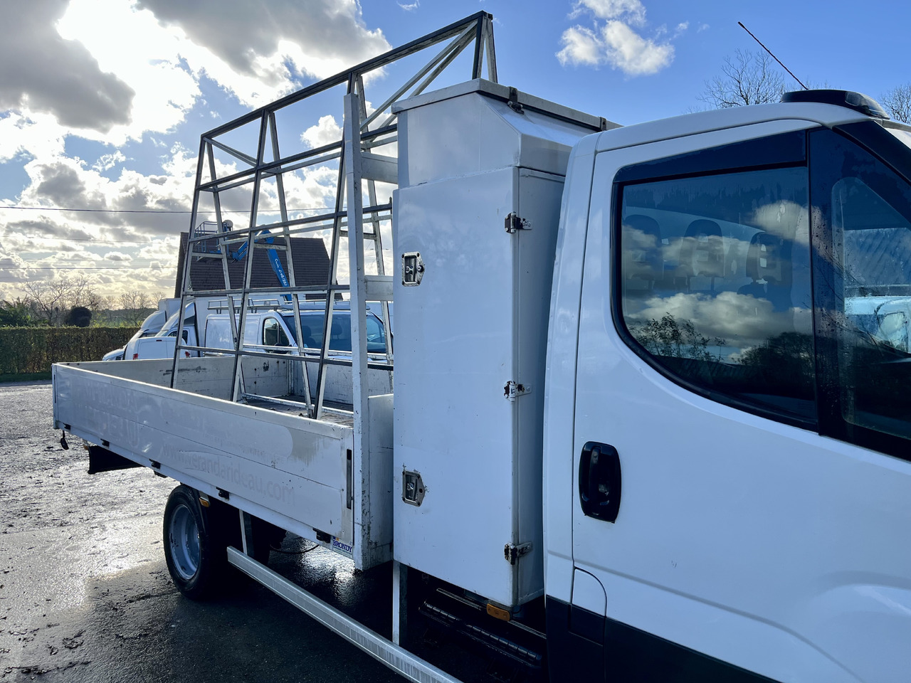 IVECO Daily 35-180 35c18 plateau - Pritsche Transporter: das Bild 5 IVECO Daily 35-180 35c18 plateau - Pritsche Transporter: das Bild 5