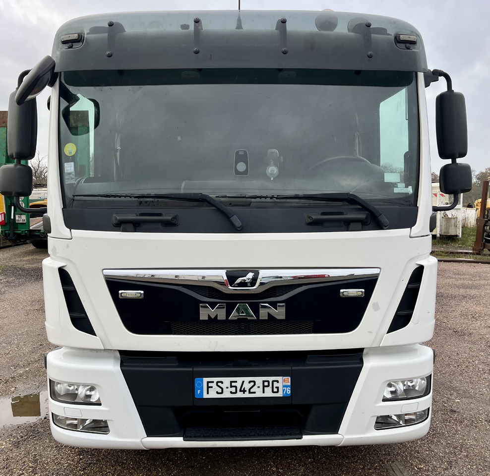 Man Tgl 12.250 plateau dépannage dépanneuse Jige 6 places - Autotransporter LKW: das Bild 2 Man Tgl 12.250 plateau dépannage dépanneuse Jige 6 places - Autotransporter LKW: das Bild 2