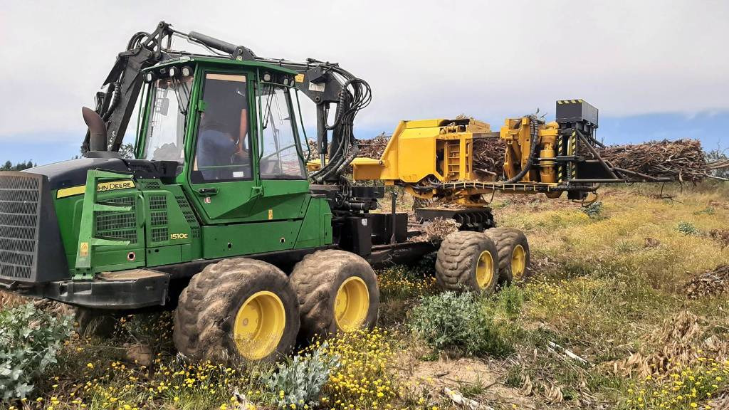 John Deere SB60 - Werkzeug/ Gerät: das Bild 1 John Deere SB60 - Werkzeug/ Gerät: das Bild 1