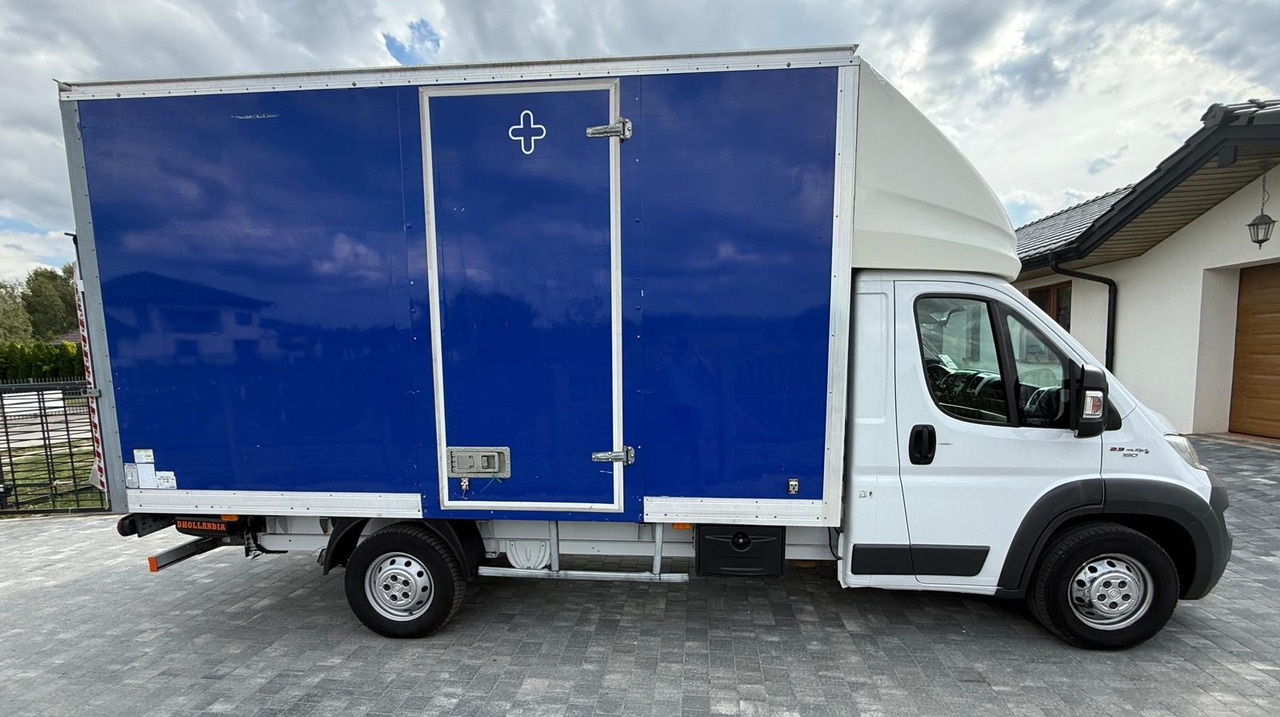 FIAT DUCATO - Koffer Transporter: das Bild 4 FIAT DUCATO - Koffer Transporter: das Bild 4