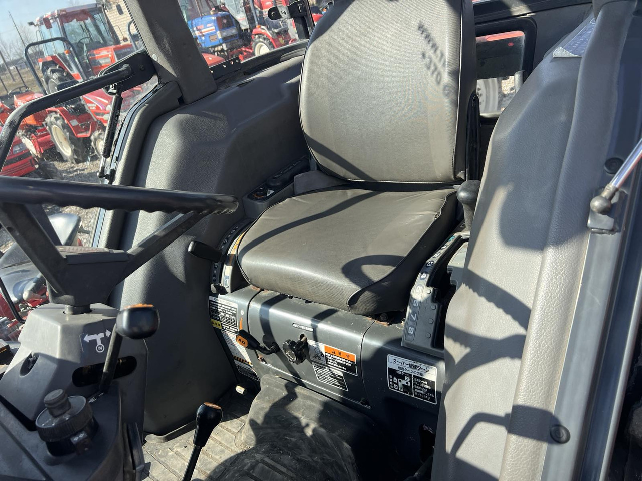 Kubota GL467 - Traktor: das Bild 5 Kubota GL467 - Traktor: das Bild 5