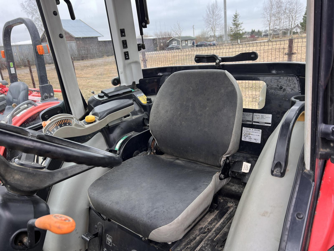Yanmar EG334 - Kleintraktor: das Bild 3 Yanmar EG334 - Kleintraktor: das Bild 3