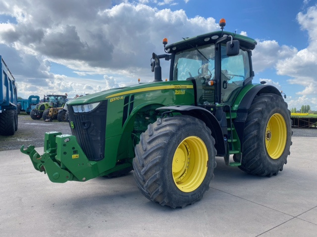 JOHN DEERE 8370R - Traktor: das Bild 1 JOHN DEERE 8370R - Traktor: das Bild 1