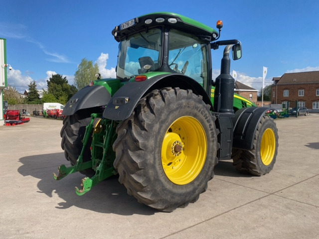 JOHN DEERE 8370R - Traktor: das Bild 4 JOHN DEERE 8370R - Traktor: das Bild 4