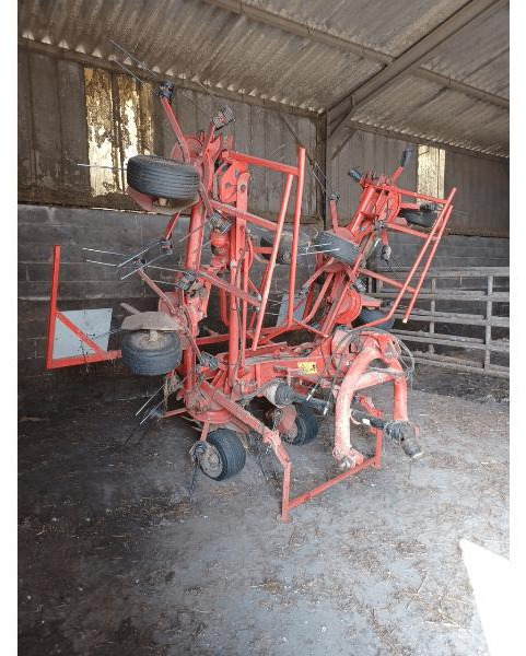 KUHN GF7601MH - Heuwender/ Wenderechen: das Bild 3 KUHN GF7601MH - Heuwender/ Wenderechen: das Bild 3