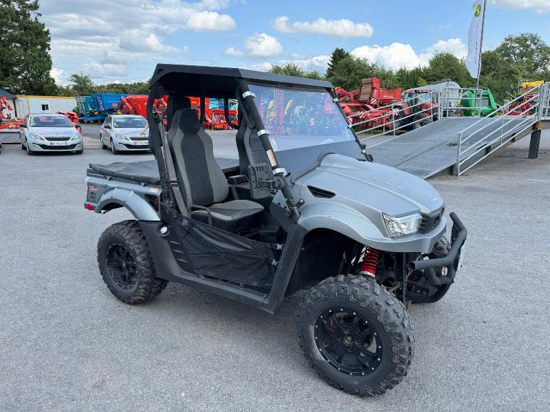 KYMCO UXV 700 - Quad: das Bild 3 KYMCO UXV 700 - Quad: das Bild 3