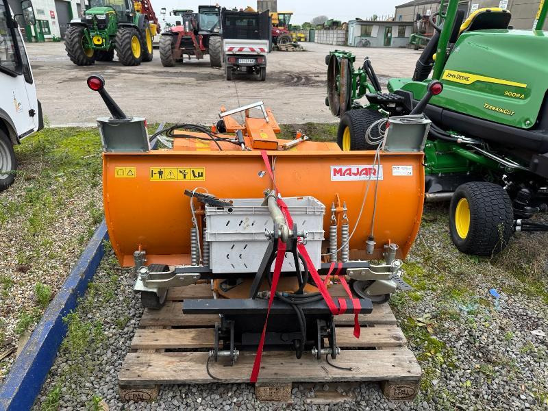 MAJAR LNAV150 - Schneepflug: das Bild 2 MAJAR LNAV150 - Schneepflug: das Bild 2