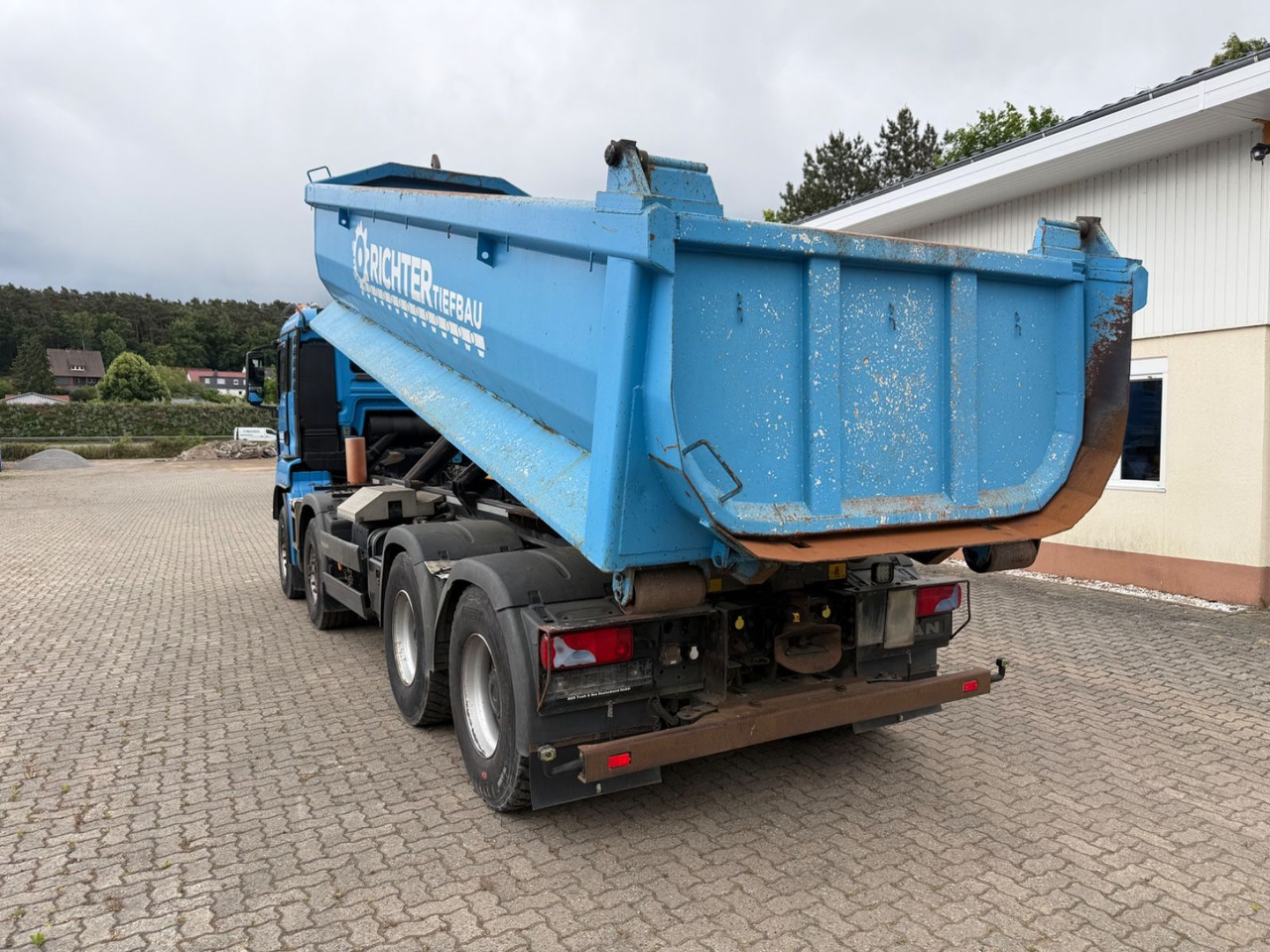 MAN 35.480 TGS - Abrollkipper: das Bild 4 MAN 35.480 TGS - Abrollkipper: das Bild 4